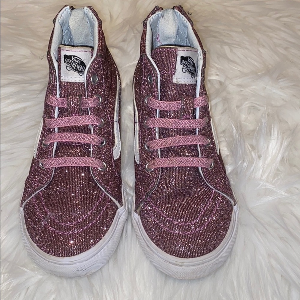 Vans - Picture 3 of 4